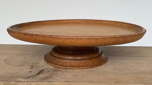 A Charming 20thc Oak Arts & Crafts Lazy Susan