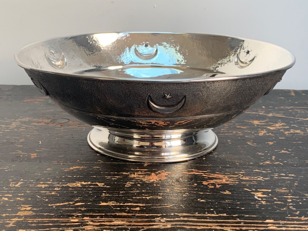 Beautiful 1960s Handmade Solid Silver Fruit Bowl or Centrepiece