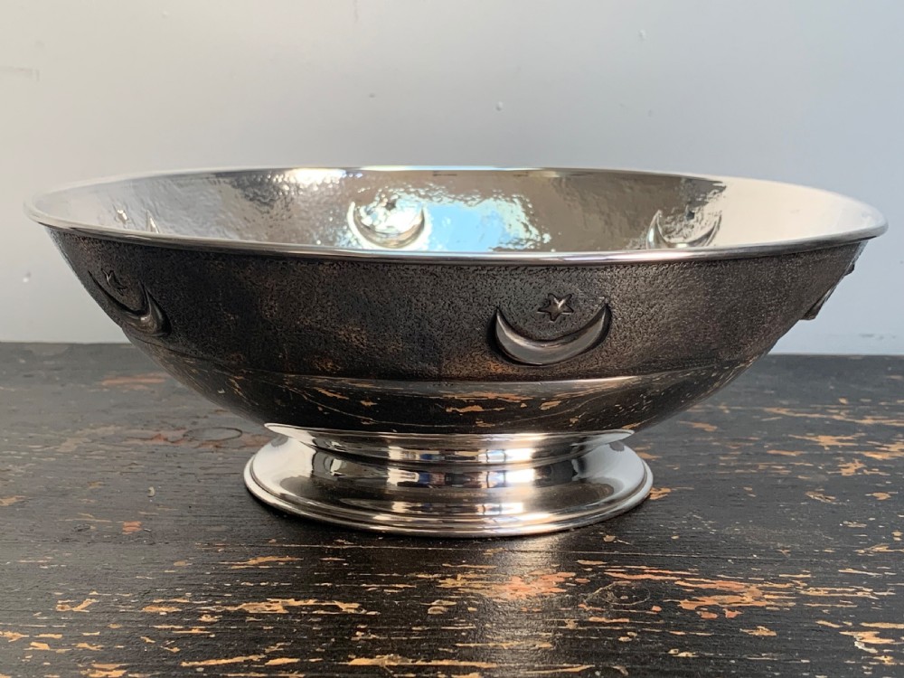 Beautiful 1960s Handmade Solid Silver Fruit Bowl or Centrepiece View II