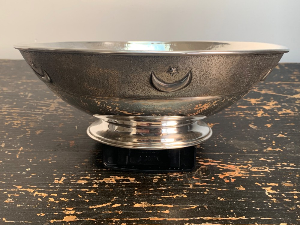 Beautiful 1960s Handmade Solid Silver Fruit Bowl or Centrepiece View III