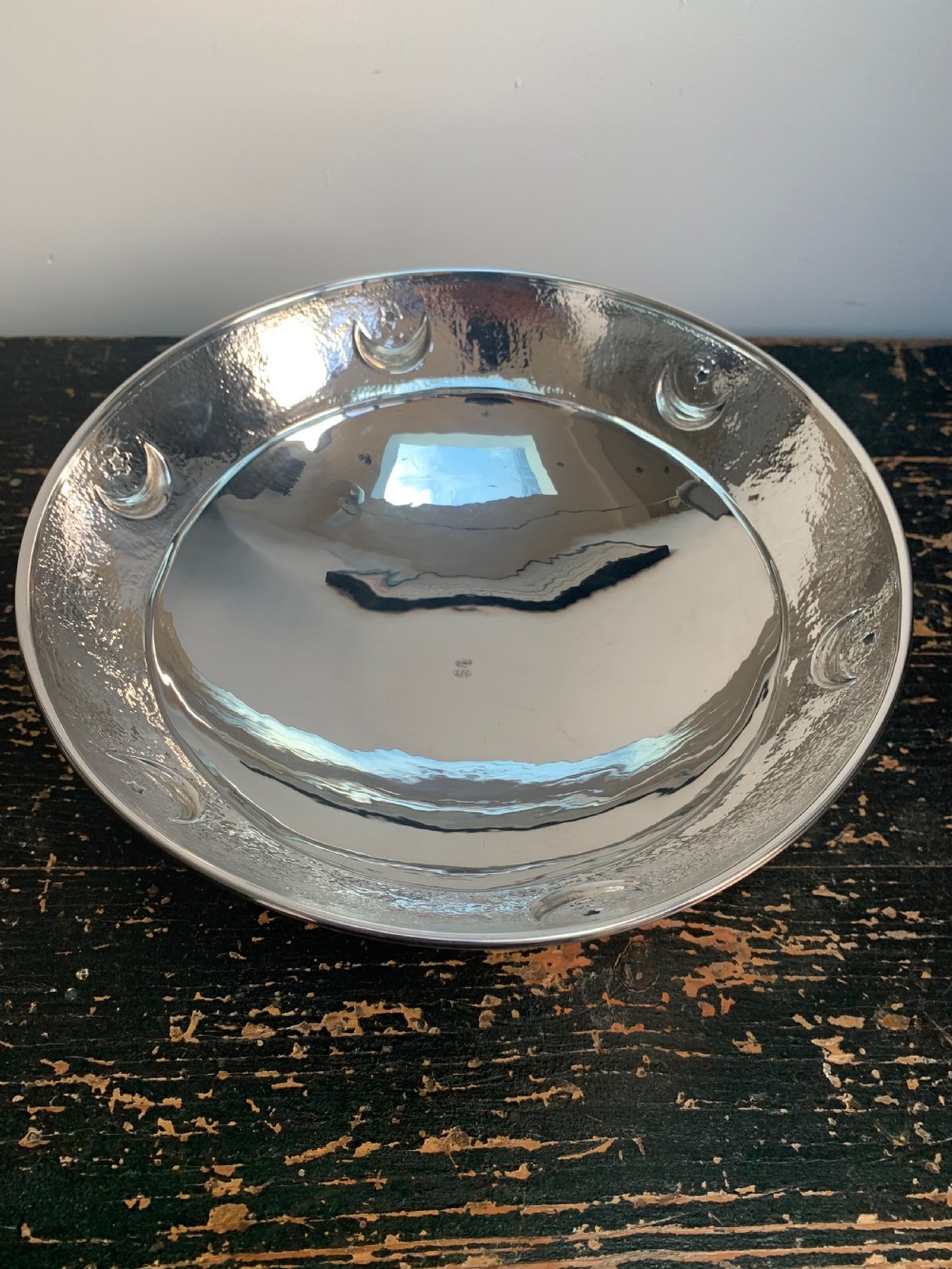 Beautiful 1960s Handmade Solid Silver Fruit Bowl or Centrepiece View VIII