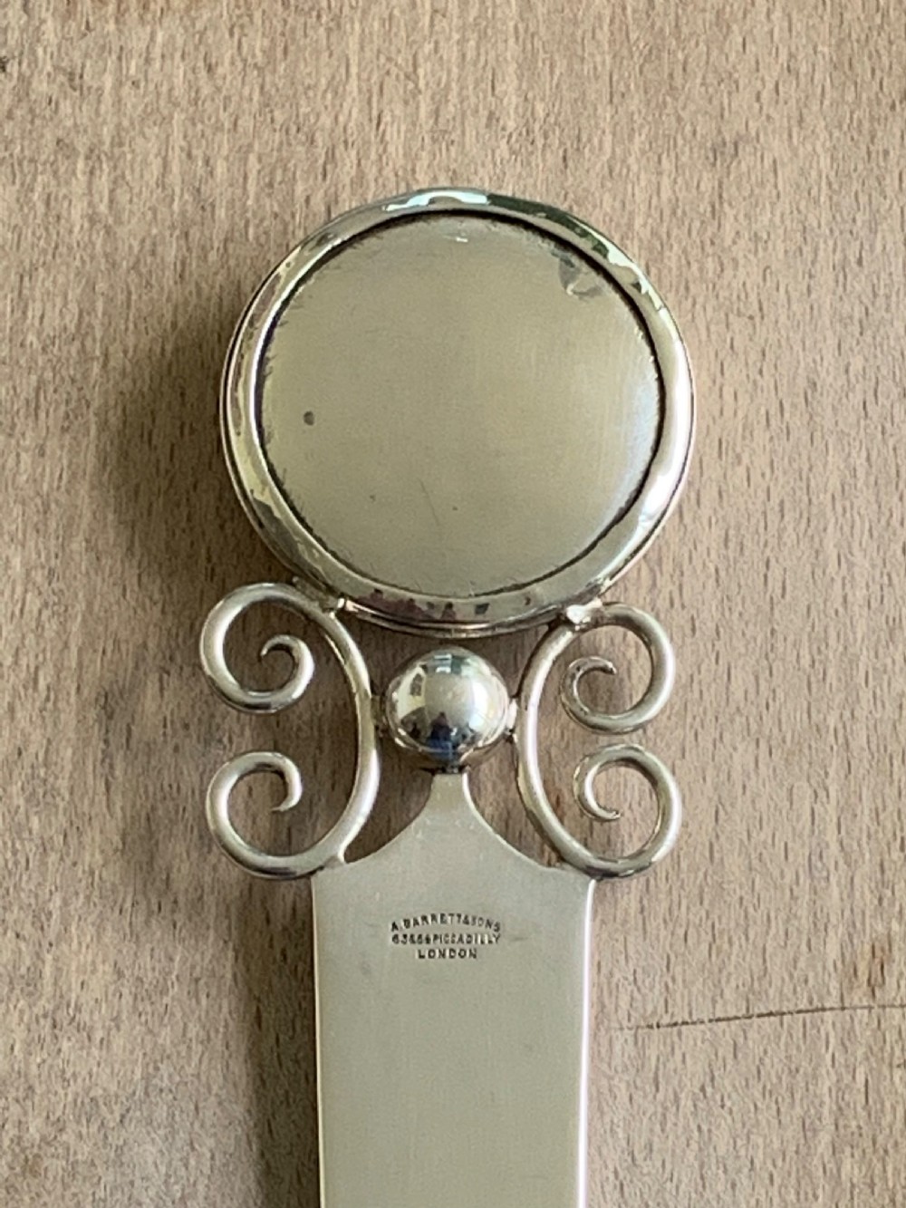 Exceptionally Rare and Unusual Silver and Enamel Hunting or Shooting Interest Letter Opener or Knife by A. Barrett, Piccadilly, London, 1902 View X