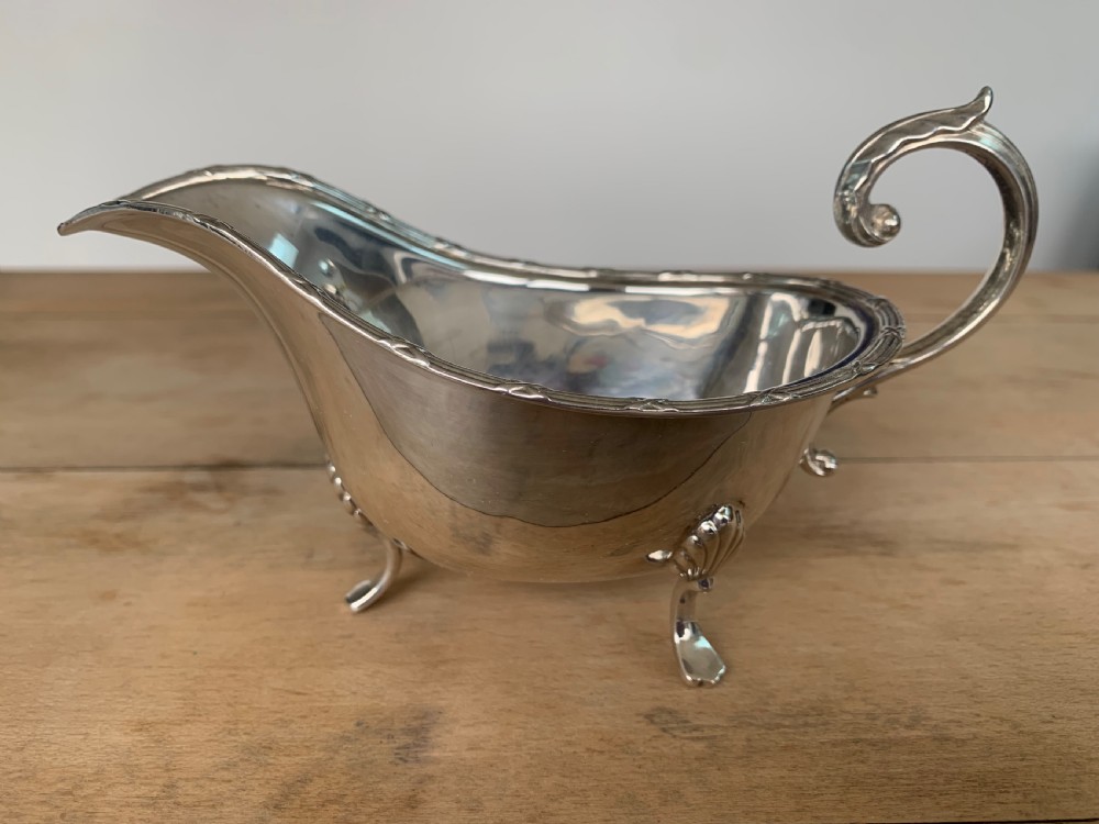 Quality Silver Gravy Boat by Hutton & Sons, London, 1934 View III