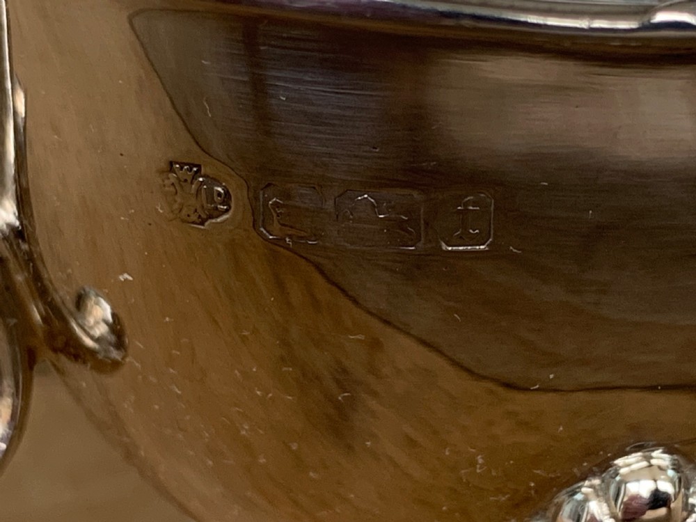Quality Silver Gravy Boat by Hutton & Sons, London, 1934 View VII