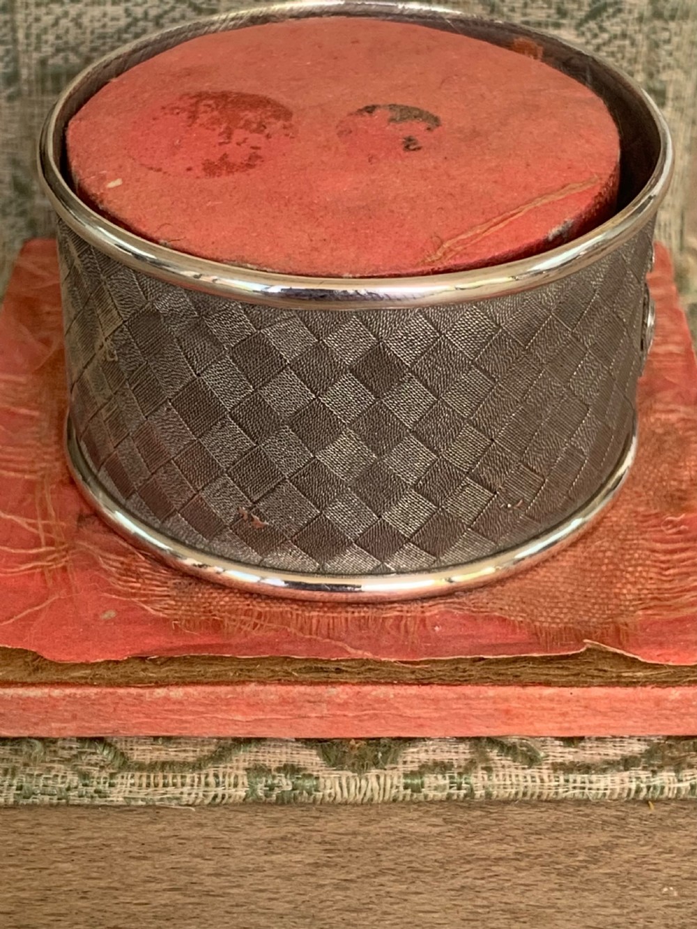 Very Interesting 19thC Chinese White Metal Napkin Ring with Lotus Flower Decoration by Cutshing, Canton View V