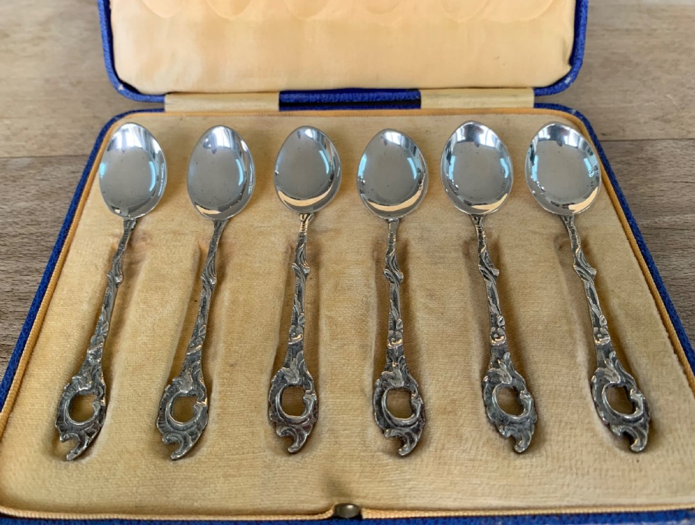 Boxed Set of Six Sterling Silver Spoons Retailed by Black & Cie. Buenos Aires View IV
