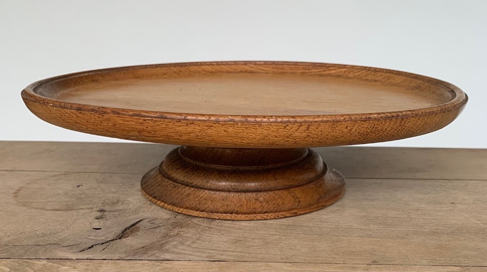 A Charming 20thC Oak Arts & Crafts Lazy Susan