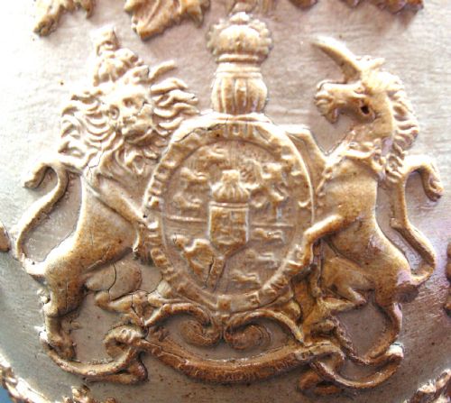 A SALT GLAZE 2 GALLON WINE BARREL WITH APPLIED ROYAL COAT OF ARMS AND FRUITING VINESMARKED DOULTON WATTS LAMBETH PRE 1837 - ADDITIONAL PHOTO 1