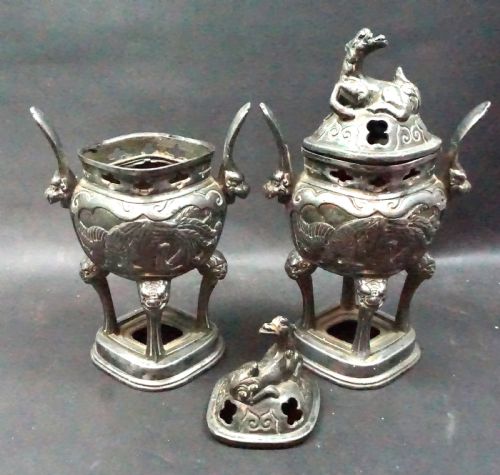A PAIR OF ANTIMONY CENSERS SWATOW LATE QING DYNASTY CHINA C1900 - ADDITIONAL PHOTO 1