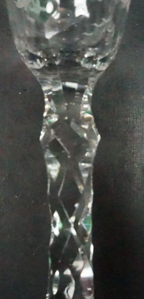 A FACET STEM WINE GLASS WITH JACOBITE ENGRAVING ENGLISH C1770 - ADDITIONAL PHOTO 3