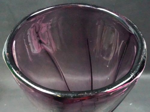 A HEAVY AMETHYST GLASS VASE ENGLISH C1930 - ADDITIONAL PHOTO 1