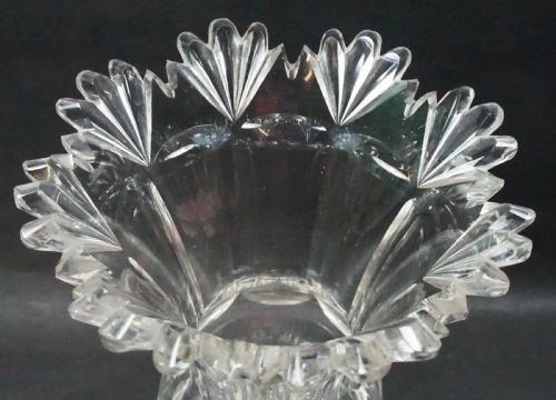 A REGENCY PERIOD CRYSTAL GLASS CELERY VASE C1820 - ADDITIONAL PHOTO 1