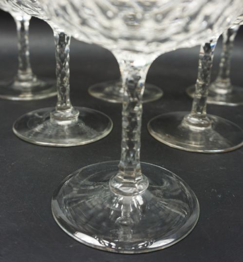 A SET OF LARGE CRYSTAL CHAMPAGNE COUPES WITH FACET CUT STEMS ENGLISH C1890 - ADDITIONAL PHOTO 1