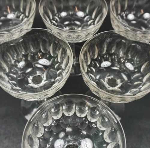 A SET OF LARGE CRYSTAL CHAMPAGNE COUPES WITH FACET CUT STEMS ENGLISH C1890 - ADDITIONAL PHOTO 2