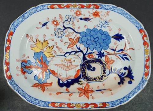 An Early Mason's Ironstone Platter Hand Coloured English C.1815