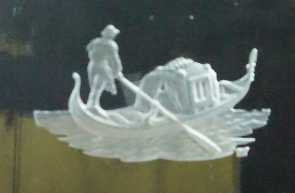 A clear rectangular Art Deco crystal glass box featuring a fitted lid etched with a frosted gondola motif. View III