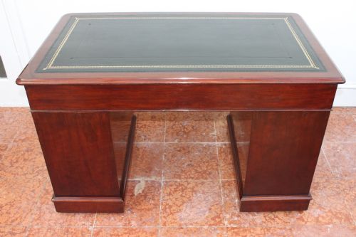 VICTORIAN NINE DRAWER PEDESTAL DESK BY EDWARDS ROBERTS - ADDITIONAL PHOTO 5