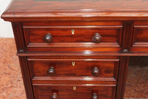 VICTORIAN MAHOGANY PARTNERS DESK ATTRIBUTED TO T WILLSON OF LONDON - ADDITIONAL PHOTO 1