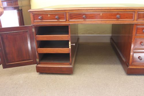 VICTORIAN MAHOGANY PEDESTAL 12 DRAWER PARTNERS DESK - ADDITIONAL PHOTO 4