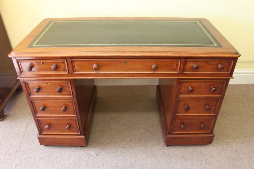 an early victorian mahogany pedestal desk - CATEGORY: ANTIQUE DESKS - DATED 1860