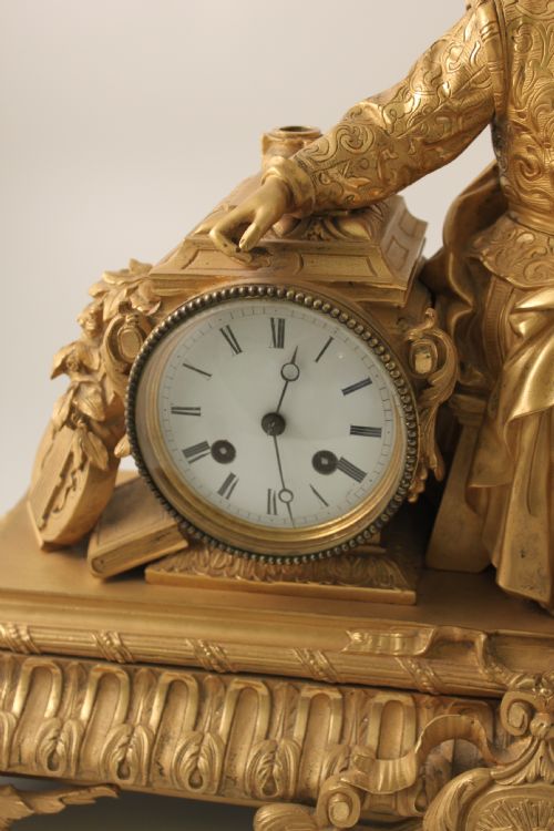 A FINE QUALITY EARLY 19TH CENTURY ORMOLU CLOCK - ADDITIONAL PHOTO 3