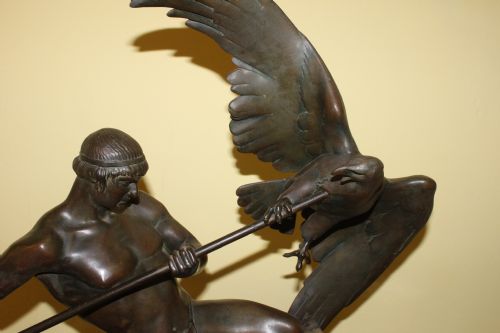 AN EARLY 20TH CENTURY ART DECO SPELTER FIGURE - ADDITIONAL PHOTO 1