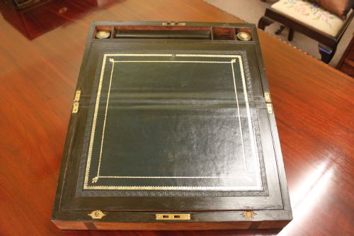 VICTORIAN FIGURED WALNUT BRASS BOUND WRITING SLOPE - ADDITIONAL PHOTO 3