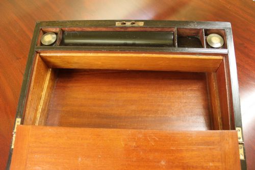 VICTORIAN FIGURED WALNUT BRASS BOUND WRITING SLOPE - ADDITIONAL PHOTO 5
