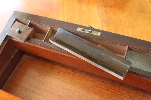 A VICTORIAN ROSEWOOD AND BRASS BOUND WRITING SLOPE - ADDITIONAL PHOTO 8