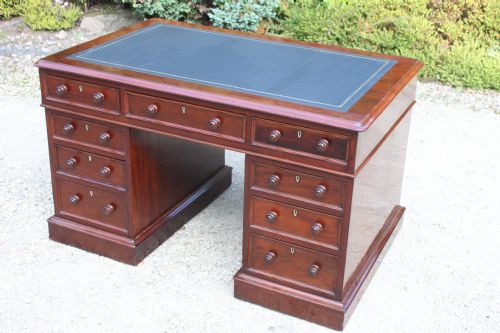 ENGLISH VICTORIAN MAHOGANY 9DRAWER PEDESTAL DESK - ADDITIONAL PHOTO 1