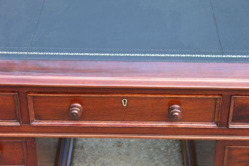 ENGLISH VICTORIAN MAHOGANY 9DRAWER PEDESTAL DESK - ADDITIONAL PHOTO 8