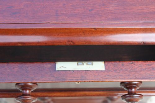 ENGLISH VICTORIAN MAHOGANY 9DRAWER PEDESTAL DESK - ADDITIONAL PHOTO 9
