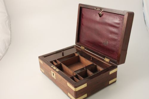 VICTORIAN BRASS BOUND FITTED WRITING BOX - ADDITIONAL PHOTO 4