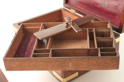 VICTORIAN BRASS BOUND FITTED WRITING BOX - ADDITIONAL PHOTO 9