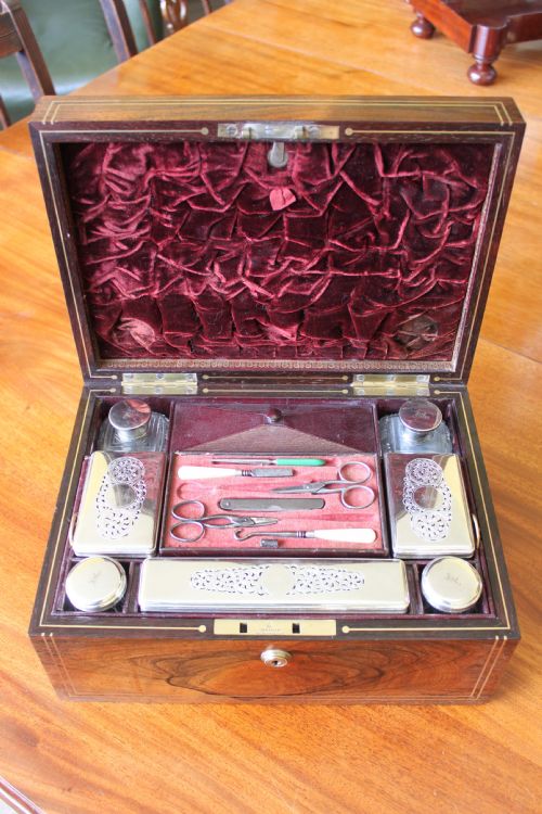 REGENCY PERIOD ROSEWOOD AND BRASS INLAID LADY'S VANITY CASE - ADDITIONAL PHOTO 13