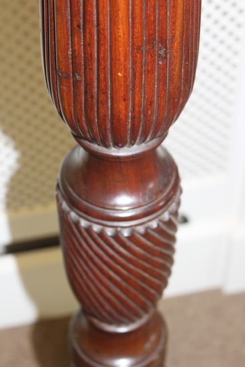 A 19TH CENTURY MAHOGANY TORCHERE - ADDITIONAL PHOTO 3