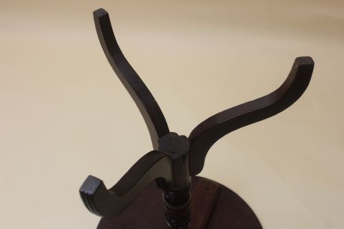 ENGLISH GEORGE III MAHOGANY TRIPOD TABLE - ADDITIONAL PHOTO 8