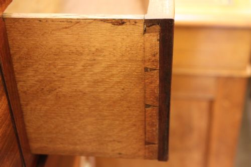 REGENCY MAHOGANY BOW FRONT CHEST - ADDITIONAL PHOTO 3