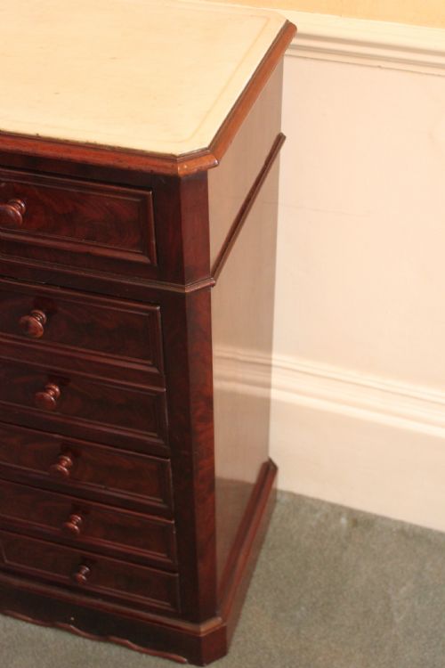 VICTORIAN PERIOD MARBLE TOPPED MAHOGANY BEDSIDE CABINET - ADDITIONAL PHOTO 4