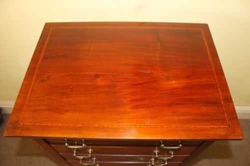 EDWARDIAN MAHOGANY SHERATON STYLE MUSIC CABINET - ADDITIONAL PHOTO 6