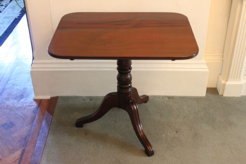 A LOVELY GEORGE III MAHOGANY SNAP TOP TABLE - ADDITIONAL PHOTO 2
