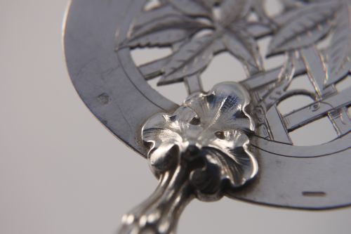 A 19TH CENTURY FRENCH SILVER SLICE - ADDITIONAL PHOTO 2