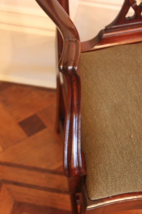 SET OF EIGHT 62 CHIPPENDALE STYLE DINING CHAIRS - ADDITIONAL PHOTO 2