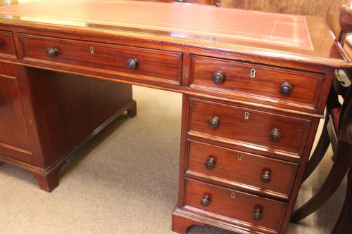 A VICTORIAN MAHOGANY PARTNERS DESK - ADDITIONAL PHOTO 1