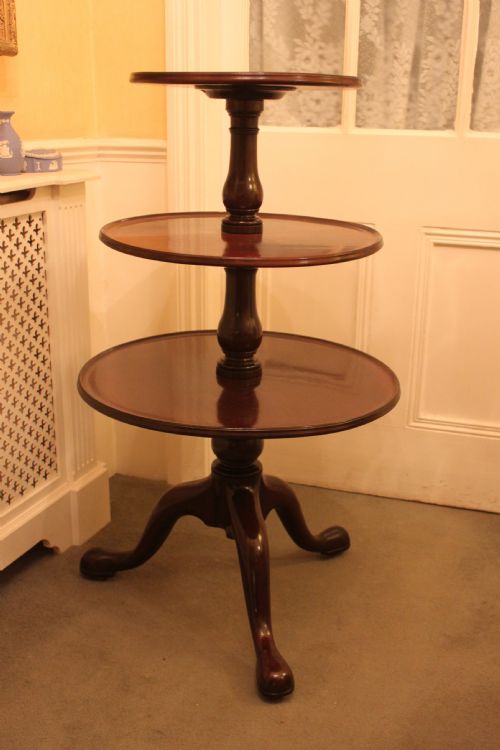 A GEORGE III PERIOD MAHOGANY DUMB WAITER - ADDITIONAL PHOTO 3