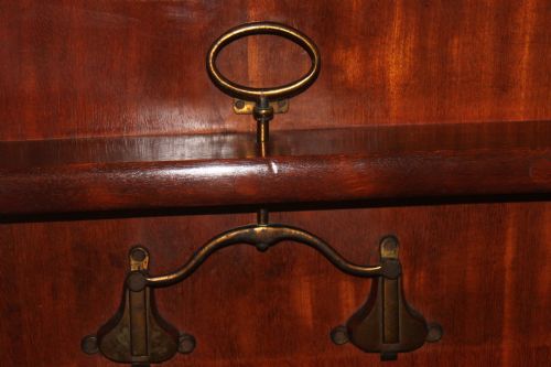 A SUPERB AND IMPRESSIVE MAHOGANY AND CROSSBANDED REGENCY PERIOD BREAKFAST TABLE - ADDITIONAL PHOTO 10