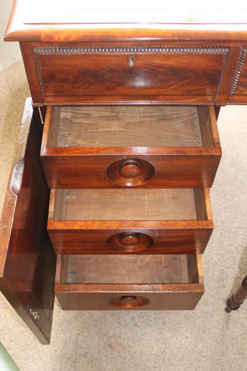 A FINE 19TH CENTURY REGENCY PERIOD MAHOGANY PEDESTAL PARTNERS DESK - ADDITIONAL PHOTO 11