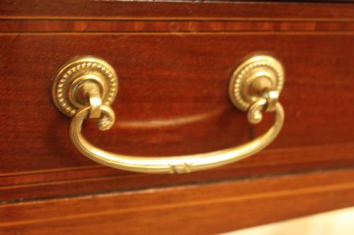 A LATE 19THEARLY 20TH CENTURY INLAID TWO DRAWER WRITING TABLE - ADDITIONAL PHOTO 8