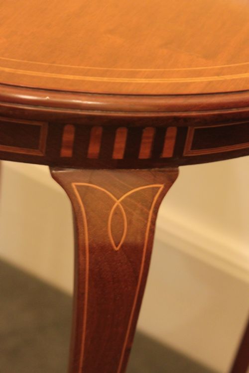 LATE 19THEARLY 20TH CENTURY EDWARDIAN INLAID MAHOGANY OCCASIONAL TABLE - ADDITIONAL PHOTO 3