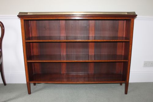AN INLAID EDWARDIAN SHERATON REVIVAL BOOKCASE - ADDITIONAL PHOTO 1
